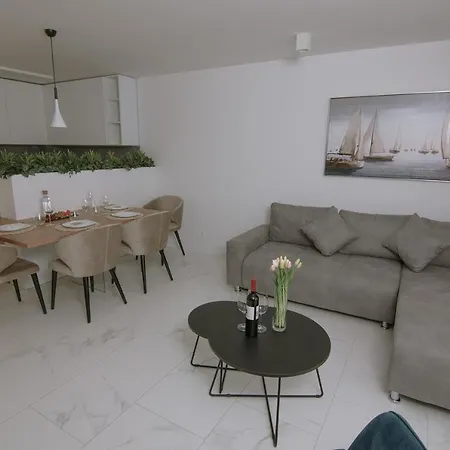 Apartments Adriatic Pearl Trogir Exterior photo