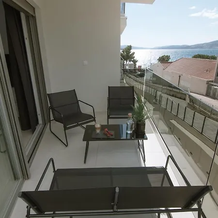 Apartments Adriatic Pearl Trogir Exterior photo