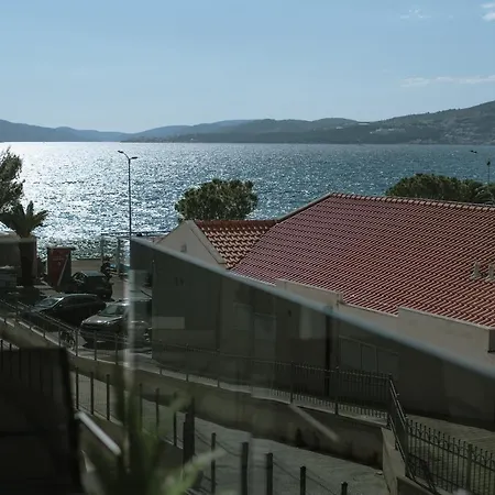Apartments Adriatic Pearl Trogir Exterior photo