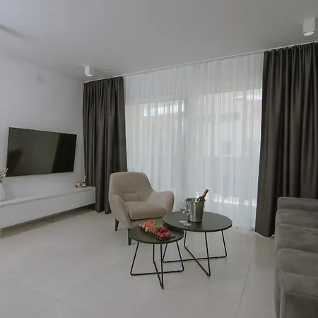 Apartments Adriatic Pearl Trogir Exterior photo